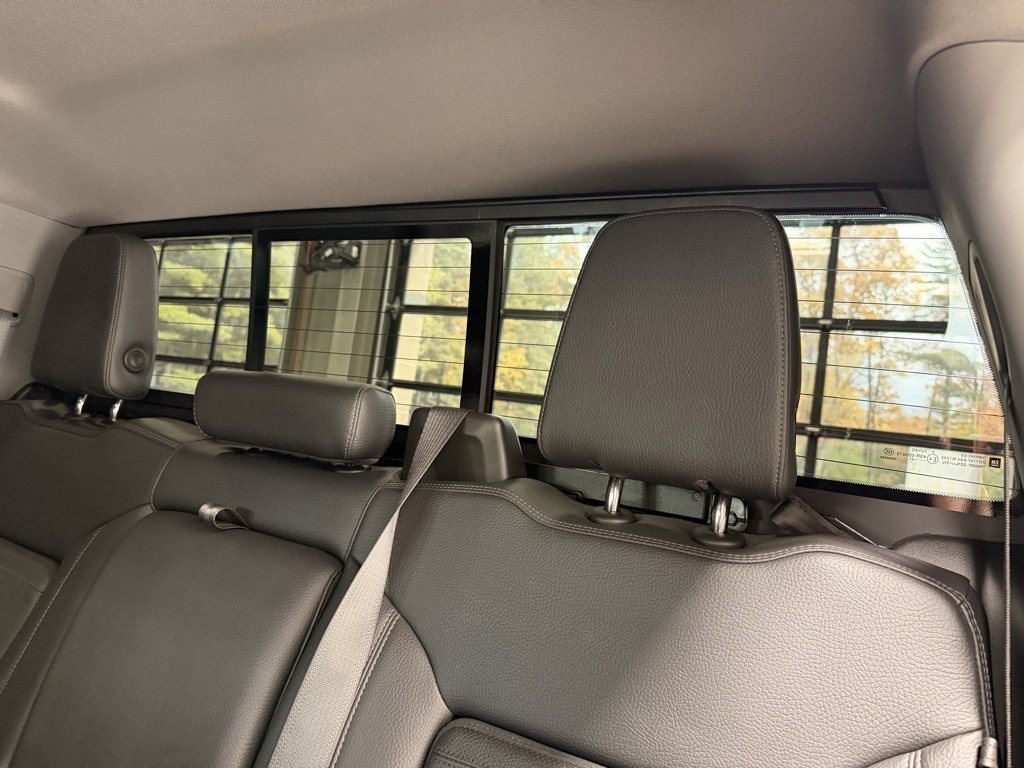 Used 2021 GMC Sierra 3500 Denali w/ Denali Black Diamond Edition image 24