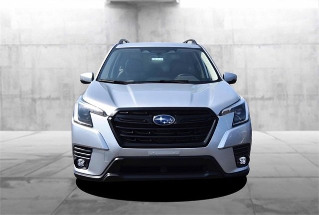 Used 2024 Subaru Forester Limited image 4