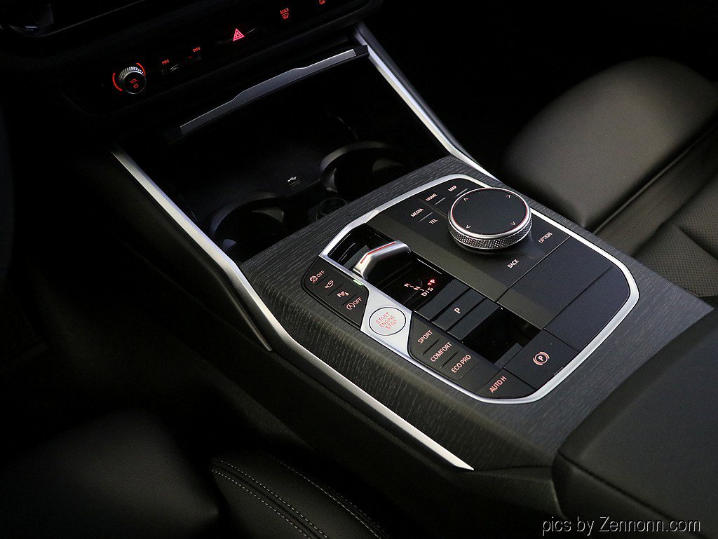 Used 2025 BMW 330i xDrive Sedan w/ M Sport Package image 24