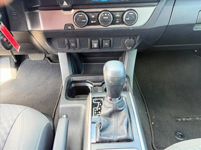 Used 2022 Toyota Tacoma SR5 RWD image 12