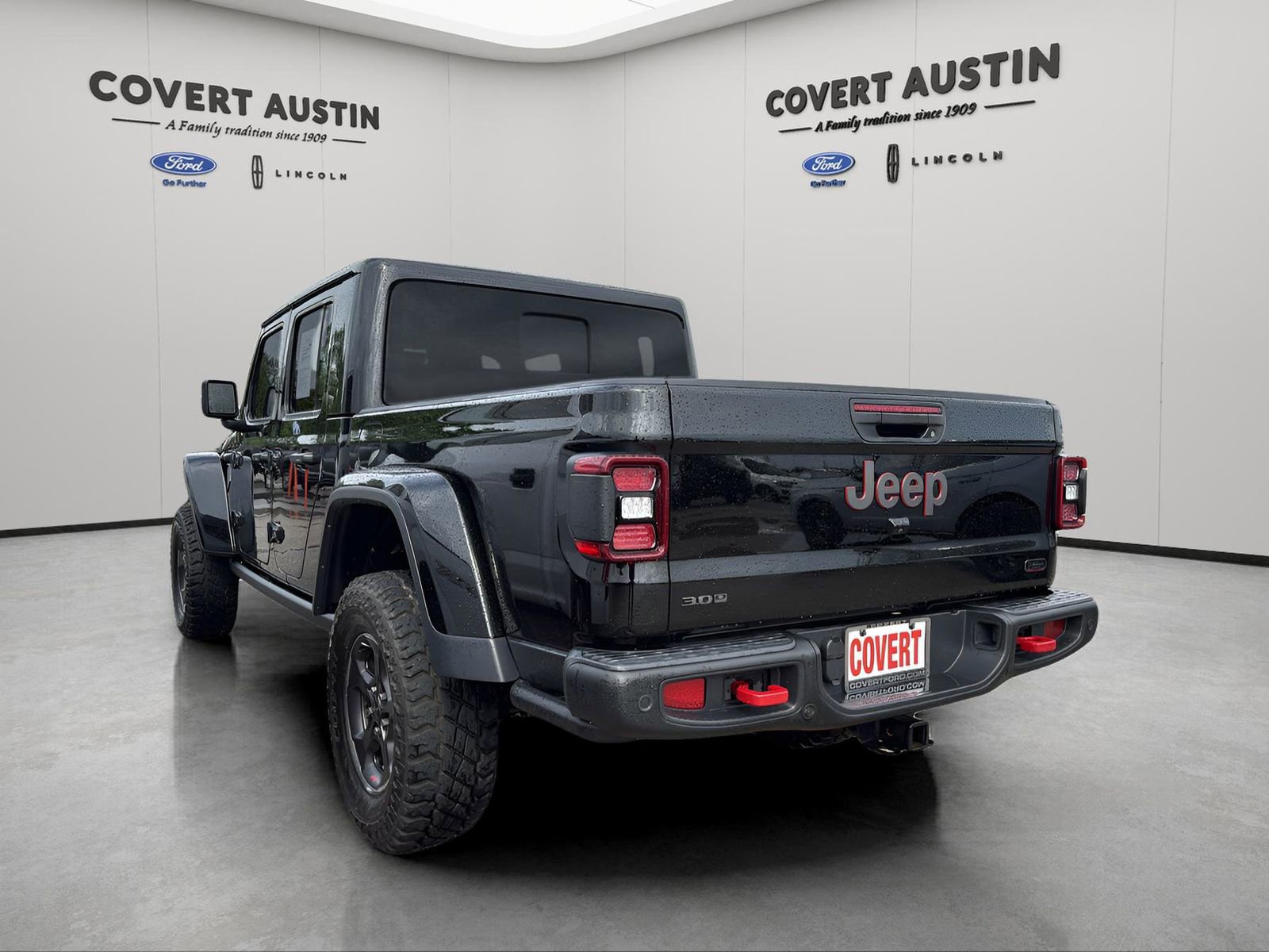 Used 2023 Jeep Gladiator Rubicon image 3