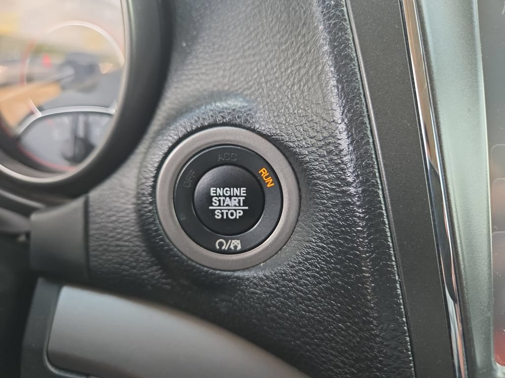 Used 2019 Dodge Journey Crossroad AWD/4WD image 31