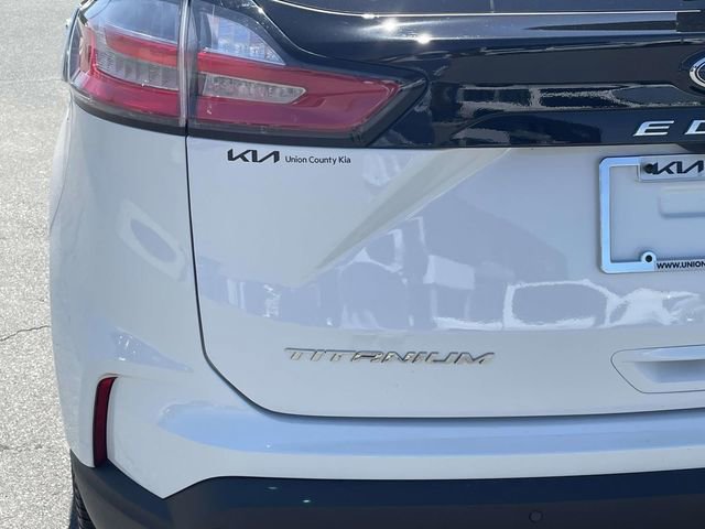 Used 2022 Ford Edge Titanium w/ Equipment Group 301A AWD/4WD image 10