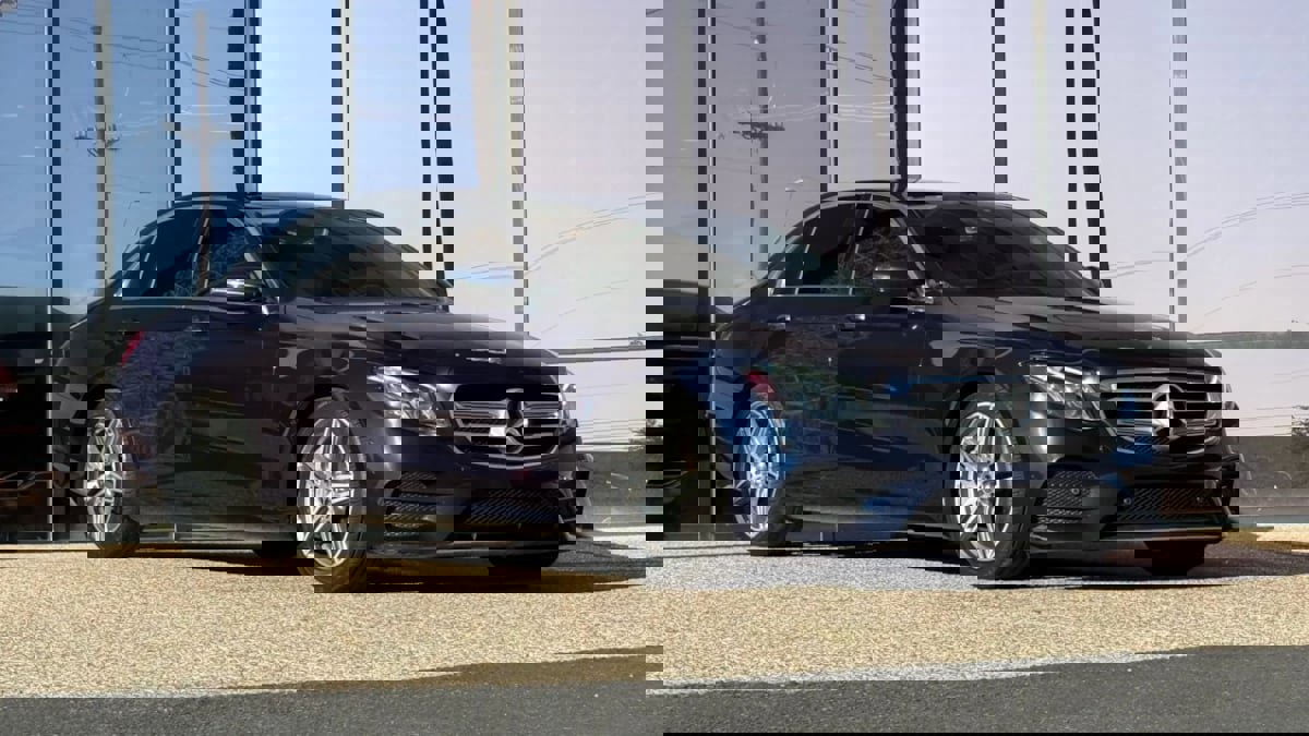 Used 2018 Mercedes-Benz E 300 image 17