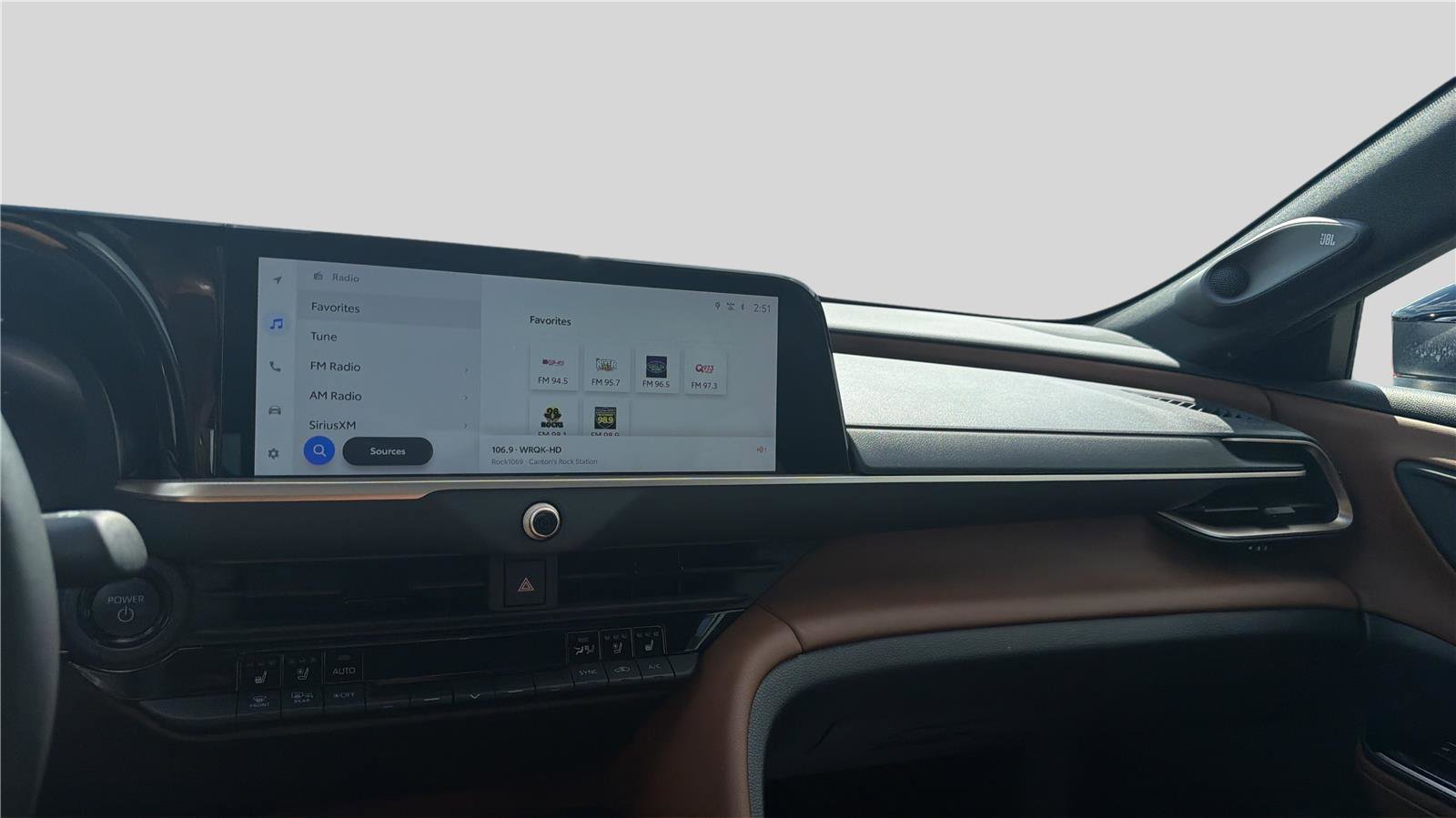 Used 2025 Toyota Crown Limited w/ Advanced Technology Package AWD/4WD image 13