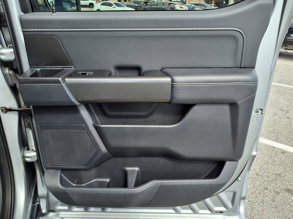 Used 2024 Ford F150 XLT w/ XLT Black Appearance Package image 16