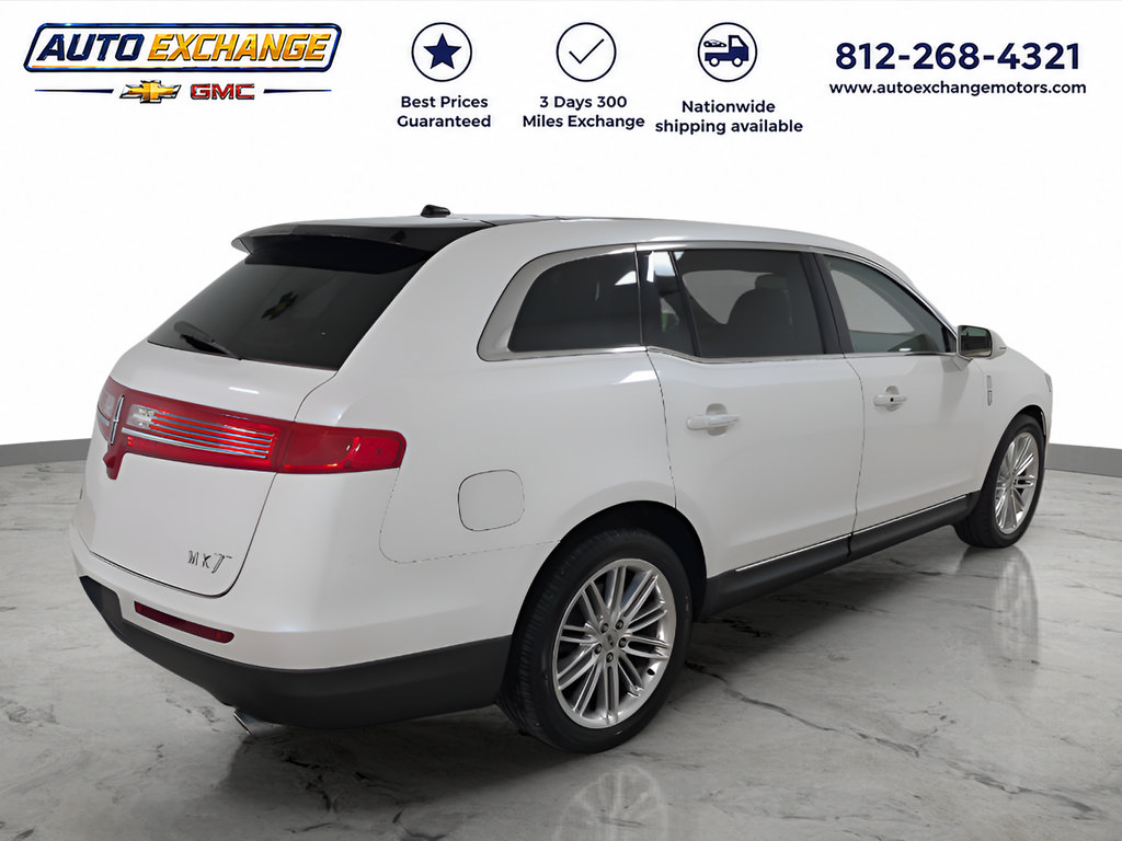 Used 2018 Lincoln MKT AWD w/ Technology Package image 2