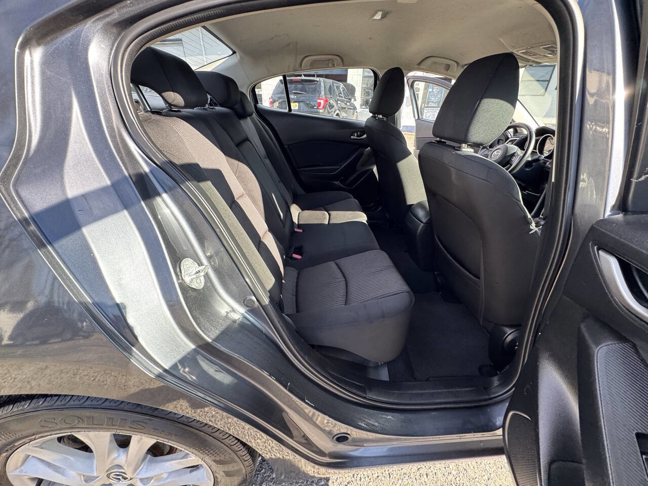 Used 2014 MAZDA MAZDA3 i Touring image 37