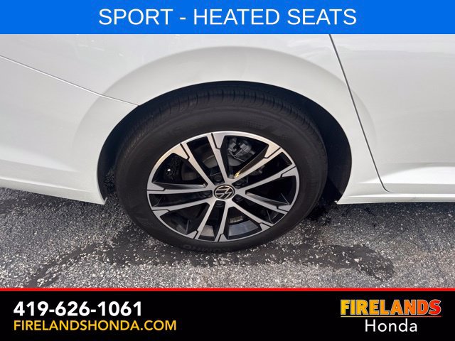 Used 2026 Volkswagen Jetta Sport FWD image 33