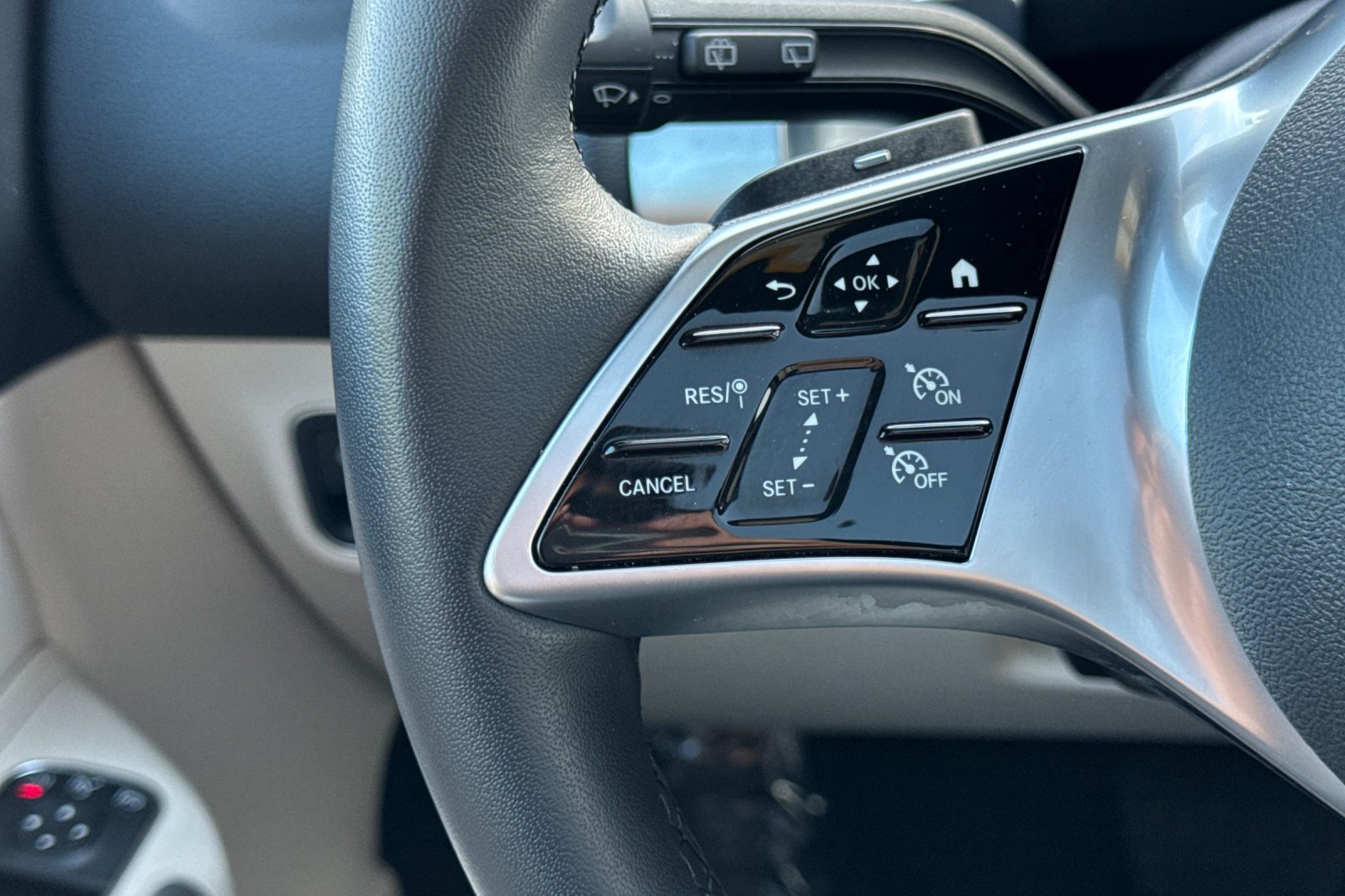 Certified 2026 Mercedes-Benz GLB 250 image 29