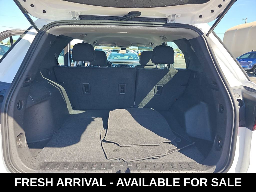 Used 2024 Chevrolet Equinox LS w/ Driver Confidence II Package image 16
