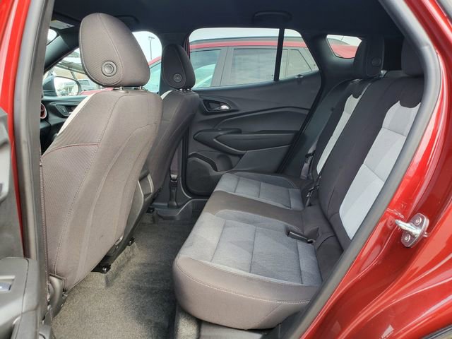 Certified 2024 Chevrolet Trax RS w/ Driver Confidence Package image 11