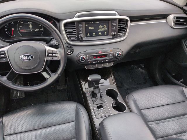 Used 2020 Kia Sorento EX image 25