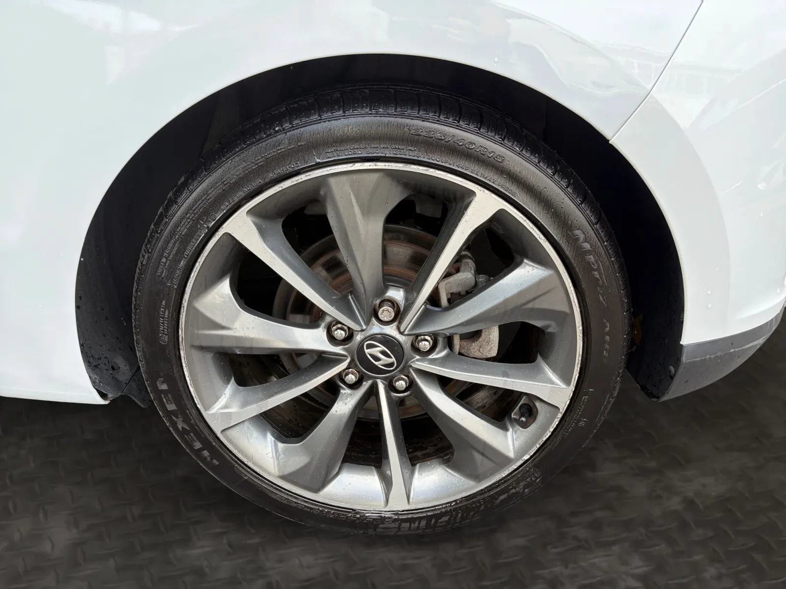 Used 2020 Hyundai Veloster 2.0 Premium FWD image 40