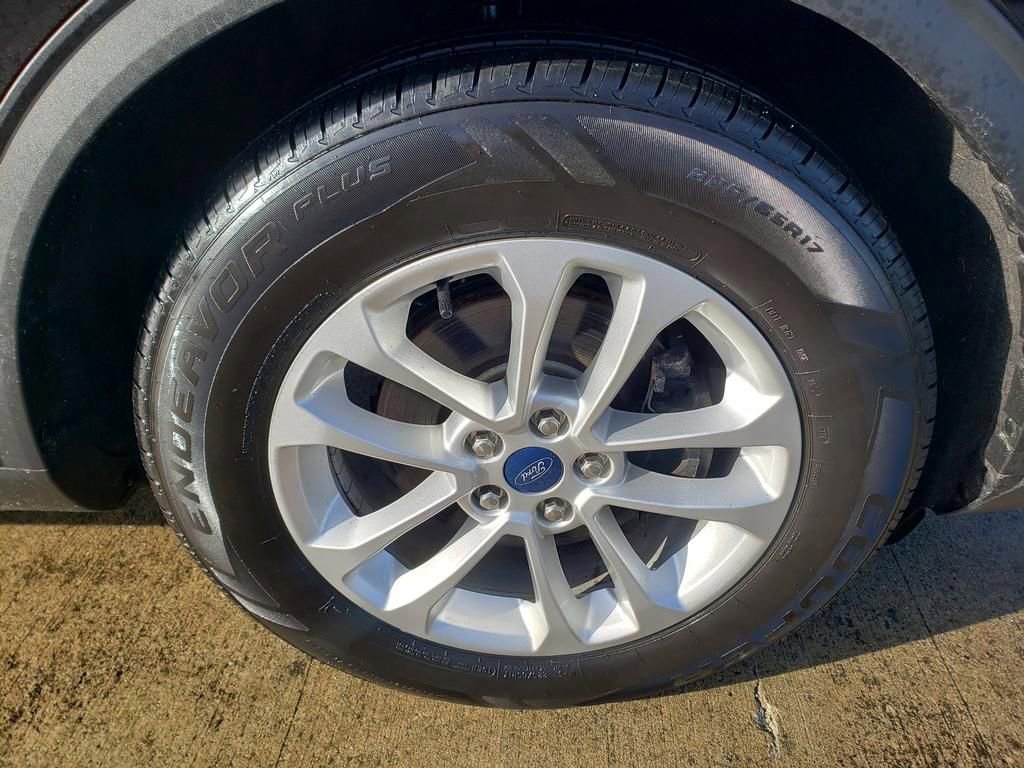 Used 2020 Ford Escape SE image 45