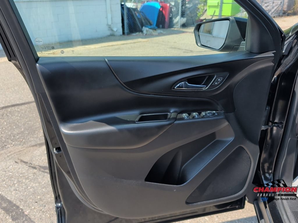 Used 2019 Chevrolet Equinox LT FWD image 13