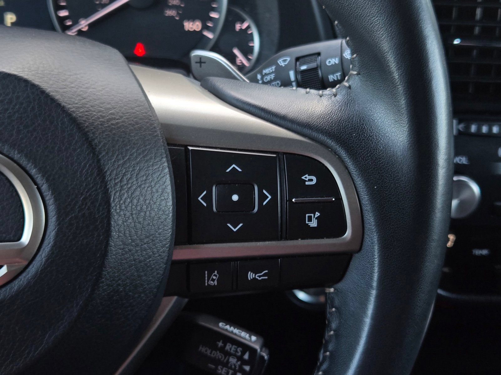 Used 2020 Lexus RX 350 AWD w/ Accessory Package image 21