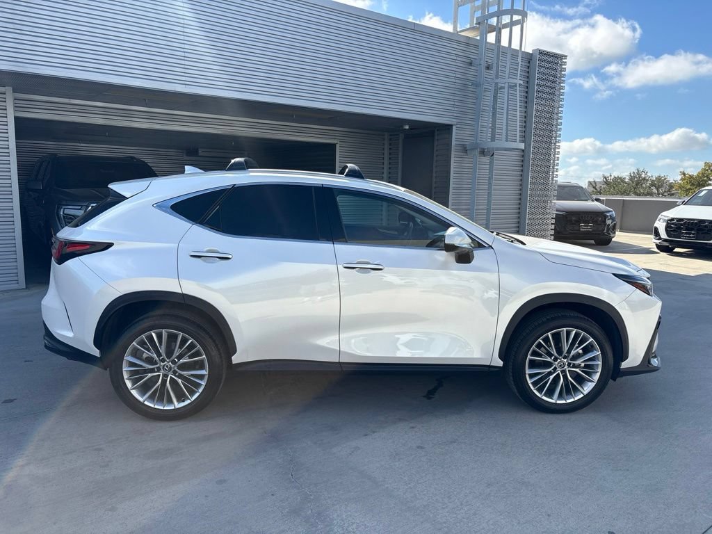Used 2025 Lexus NX 350 AWD w/ Accessory Package (Z2) image 3