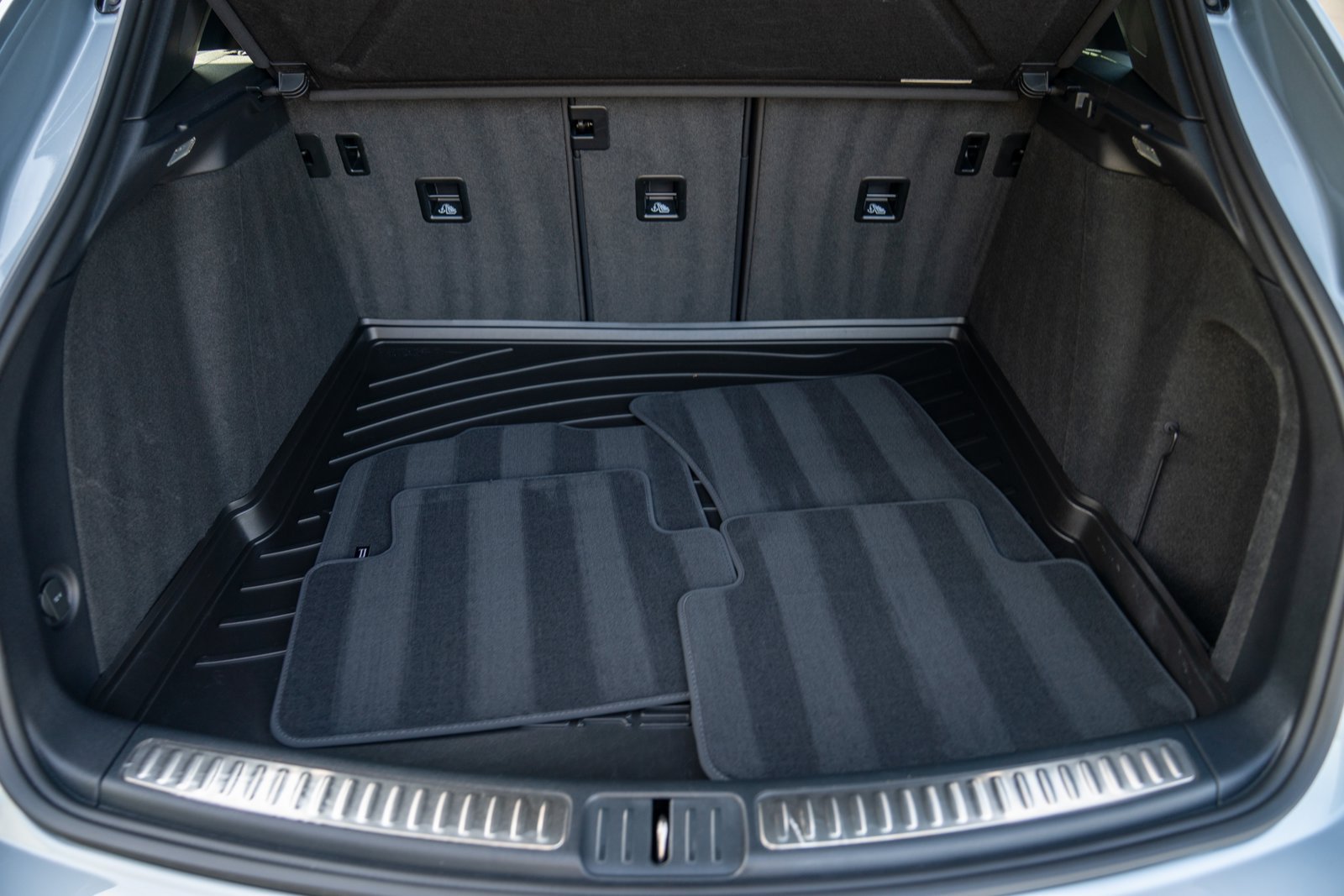 Certified 2026 Porsche Macan AWD/4WD image 28