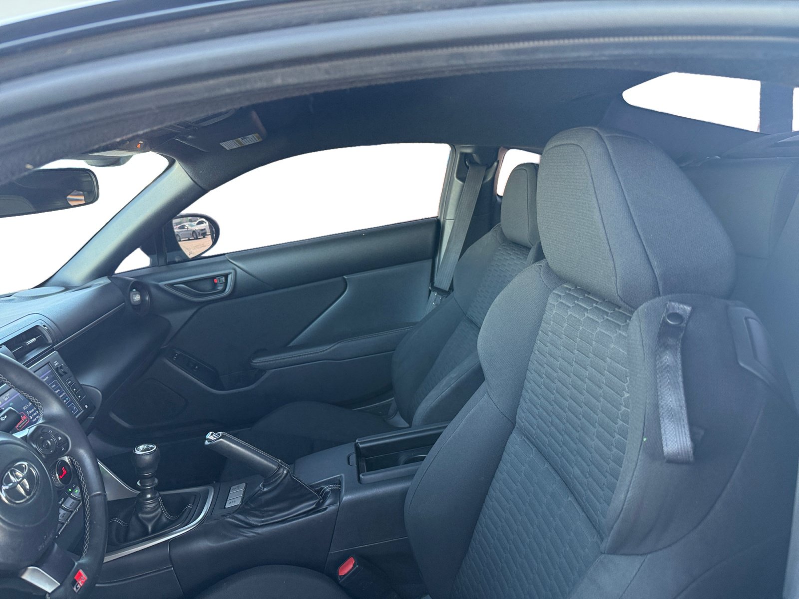 Used 2024 Toyota GR86 RWD image 10