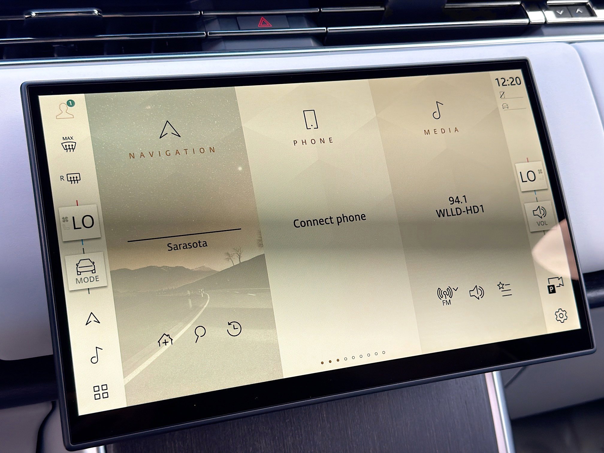New 2026 Land Rover Range Rover SV image 33