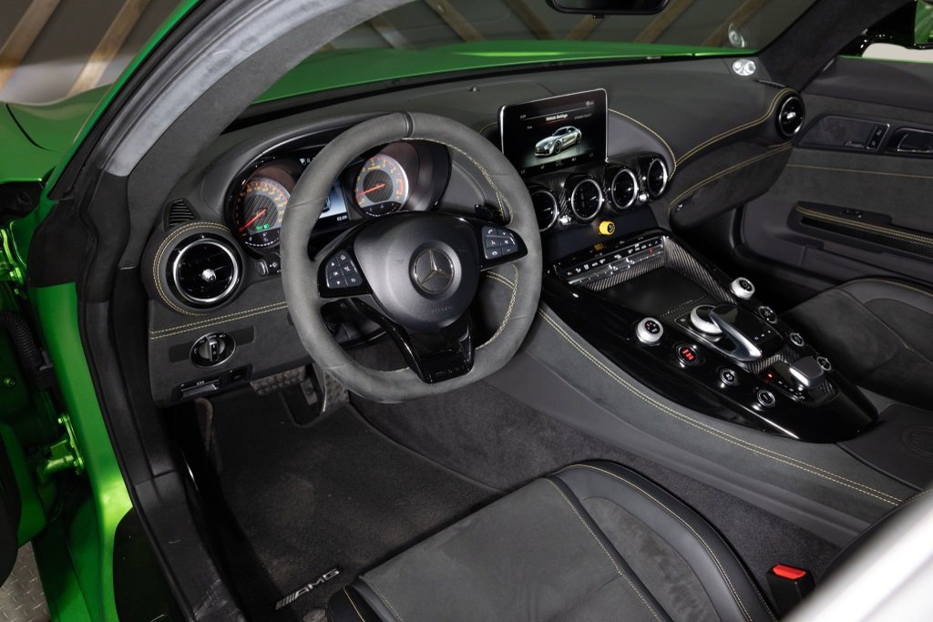 Used 2018 Mercedes-Benz AMG GT R image 6