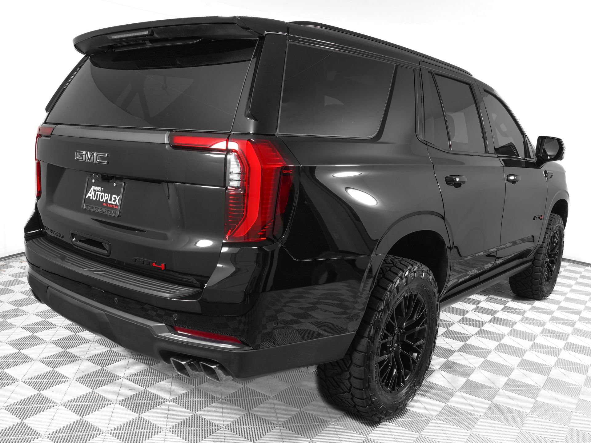 Used 2026 GMC Yukon AT4 w/ AT4 Premium Plus Package image 6