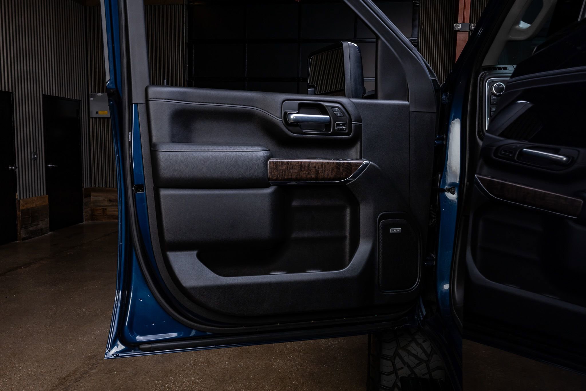 Used 2021 GMC Sierra 2500 Denali w/ Denali Ultimate Package image 35