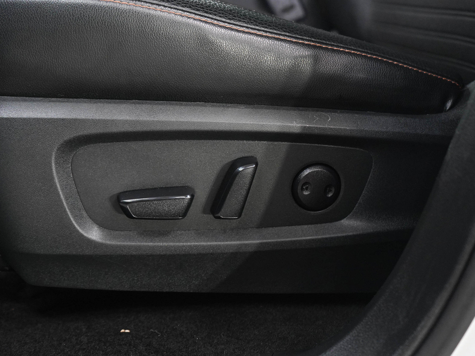 Used 2024 Nissan Pathfinder Rock Creek AWD/4WD image 27