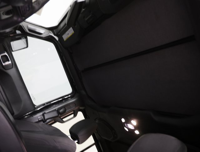 Used 2021 Jeep Gladiator Sport image 13