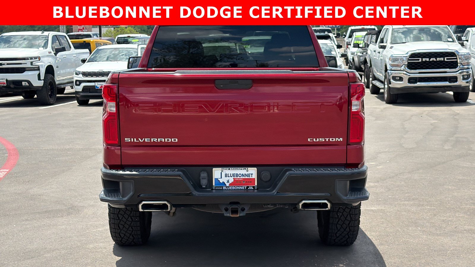 Used 2019 Chevrolet Silverado 1500 Custom Trail Boss w/ Custom Convenience Package AWD/4WD image 6