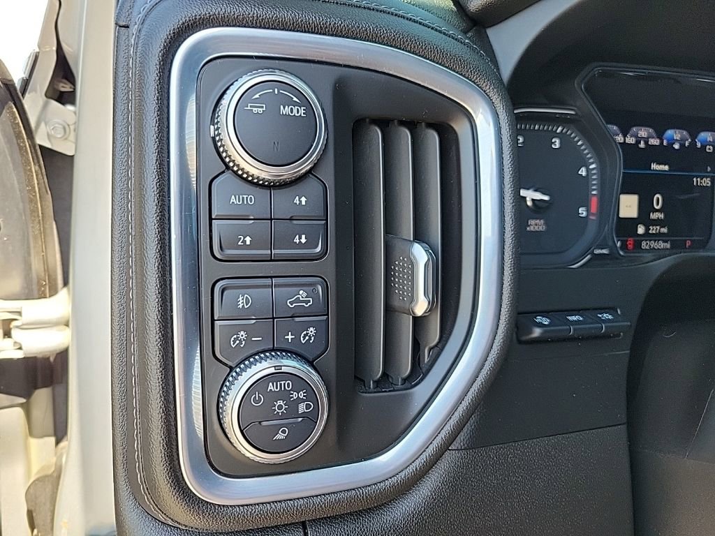 Used 2021 GMC Sierra 2500 Denali w/ Denali Ultimate Package image 21