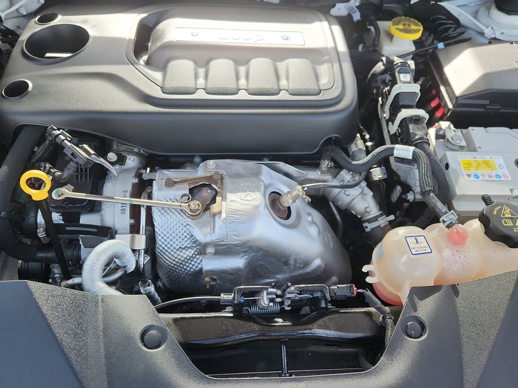 Used 2022 Jeep Cherokee Limited w/ Elite Package image 17