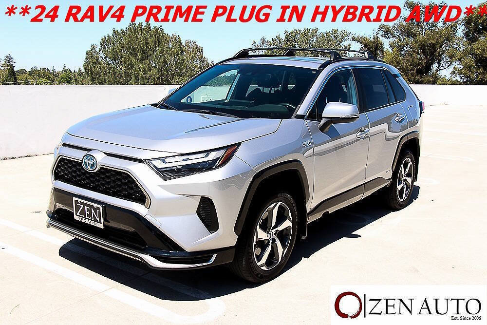 Used 2024 Toyota RAV4 SE w/ Weather & Moonroof Package AWD/4WD image 42
