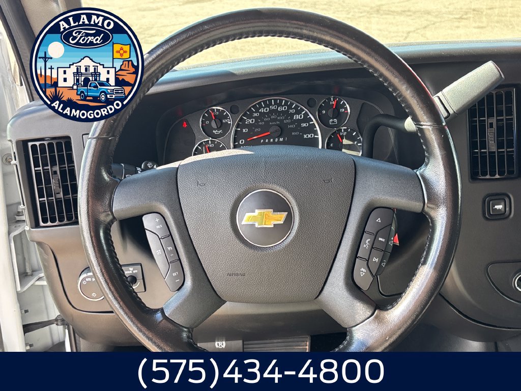 Used 2022 Chevrolet Express 3500 LT w/ LT Preferred Equipment Group RWD image 18