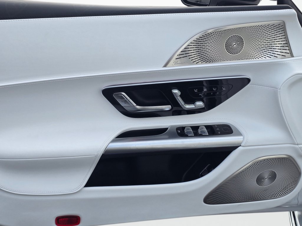 New 2026 Mercedes-Benz Maybach SL 680 image 33