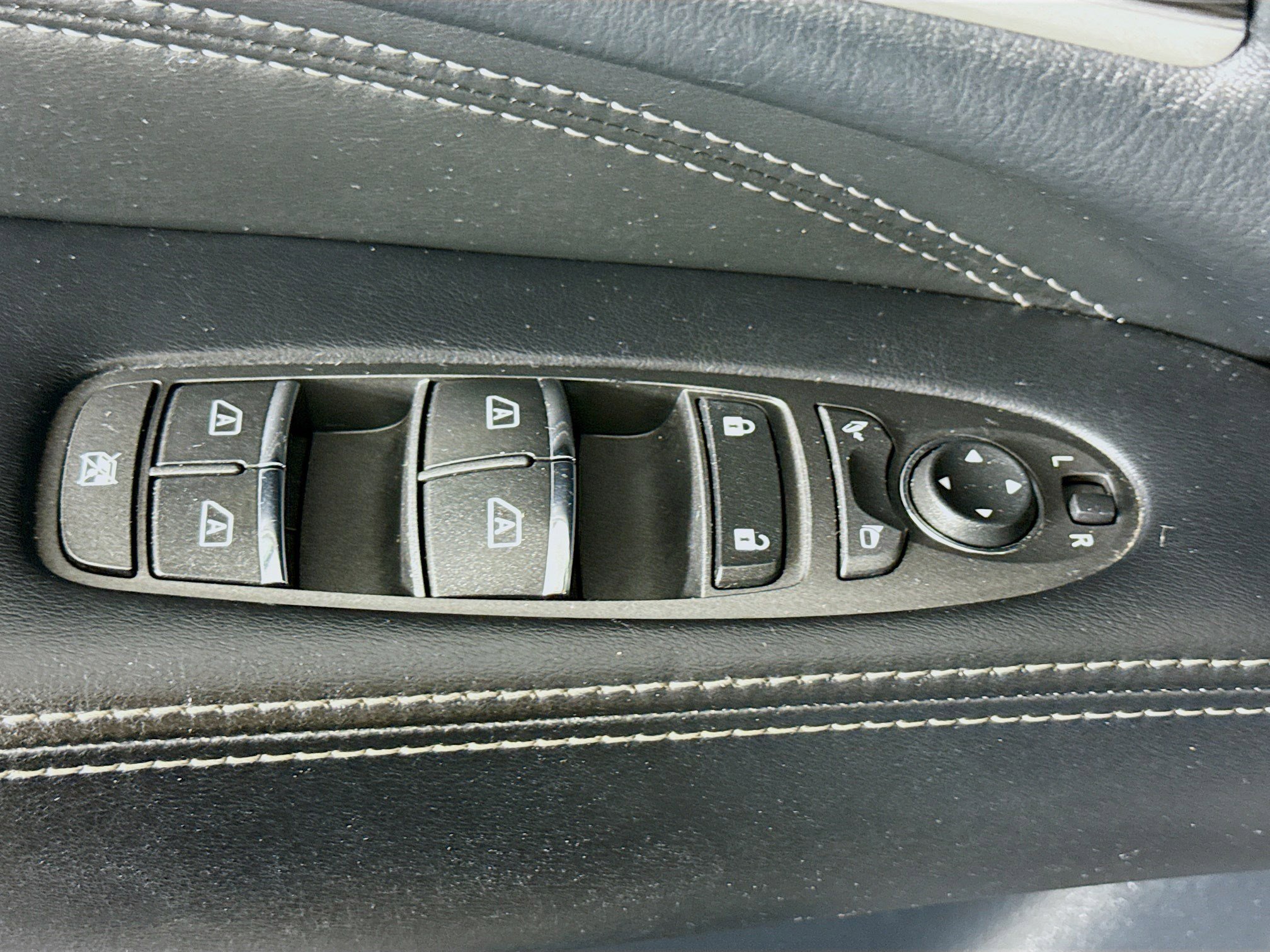 Used 2020 INFINITI QX60 Pure image 24