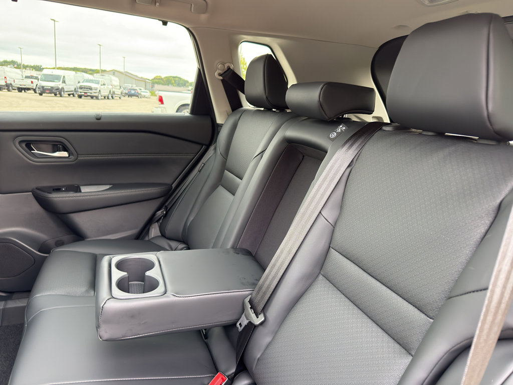 New 2026 Nissan Rogue SV w/ SV Premium Package image 34