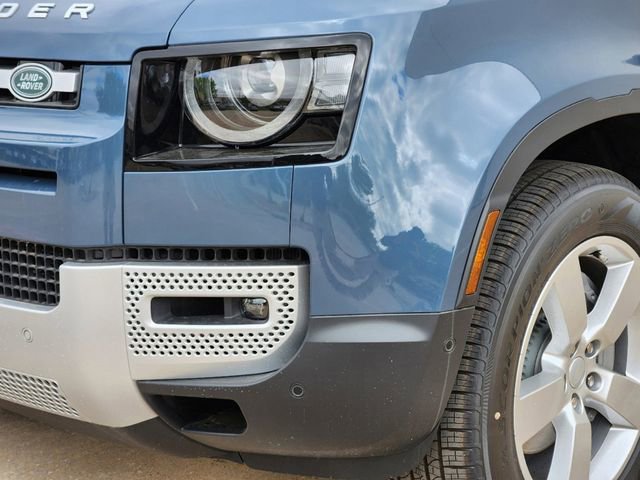 Used 2024 Land Rover Defender 110 S image 8