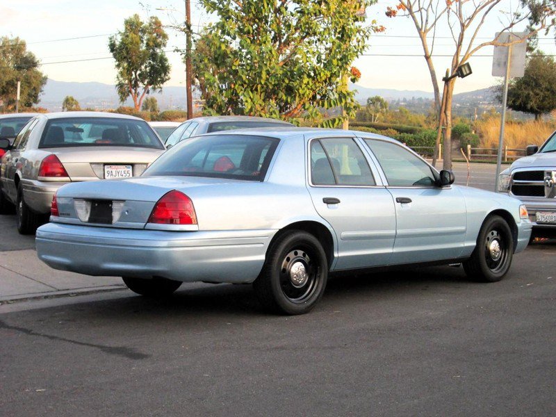 Used 2007 Ford Crown Victoria Police Interceptor RWD image 3