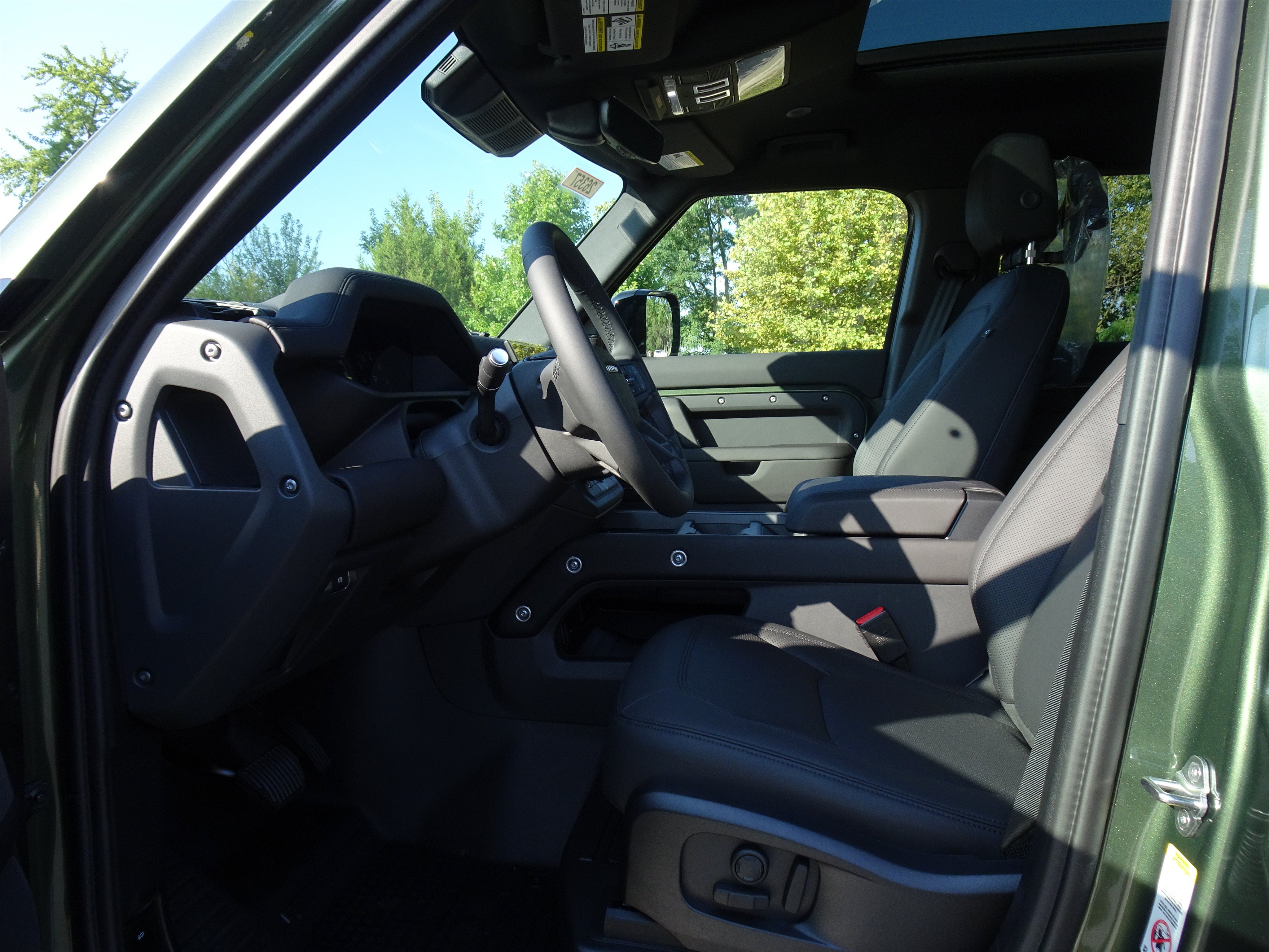 New 2026 Land Rover Defender 110 S AWD/4WD image 2
