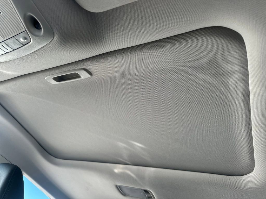 Used 2022 Nissan Rogue Sport SL w/ Premium Package image 19