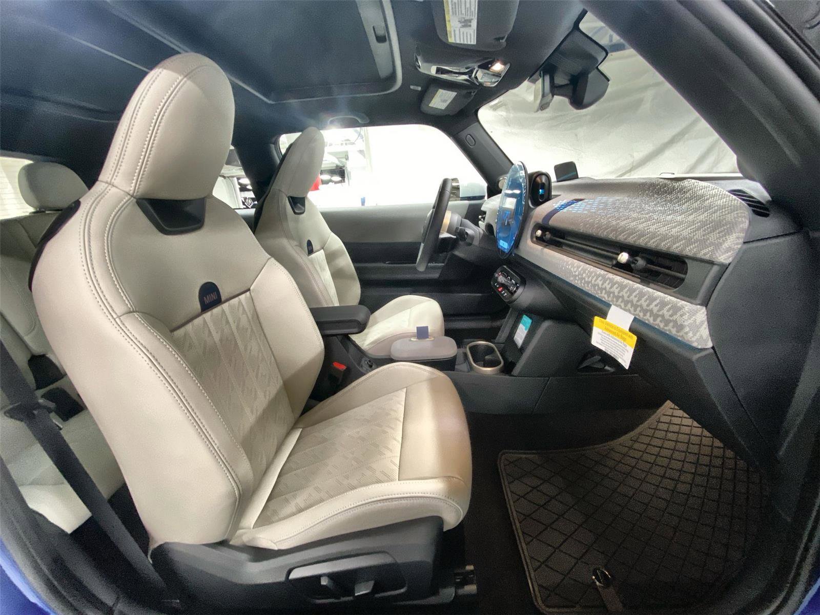 New 2026 MINI Cooper 2-Door Hardtop image 30
