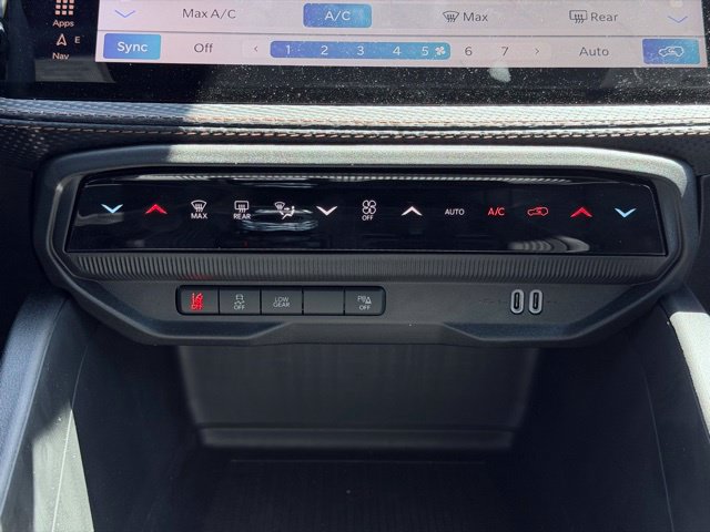 New 2026 Jeep Cherokee Limited AWD/4WD image 33
