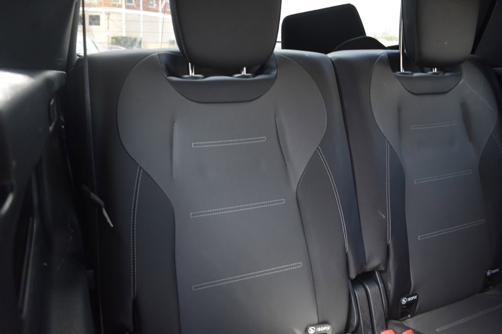 Used 2022 Mercedes-Benz GLB 35 AMG 4MATIC image 33