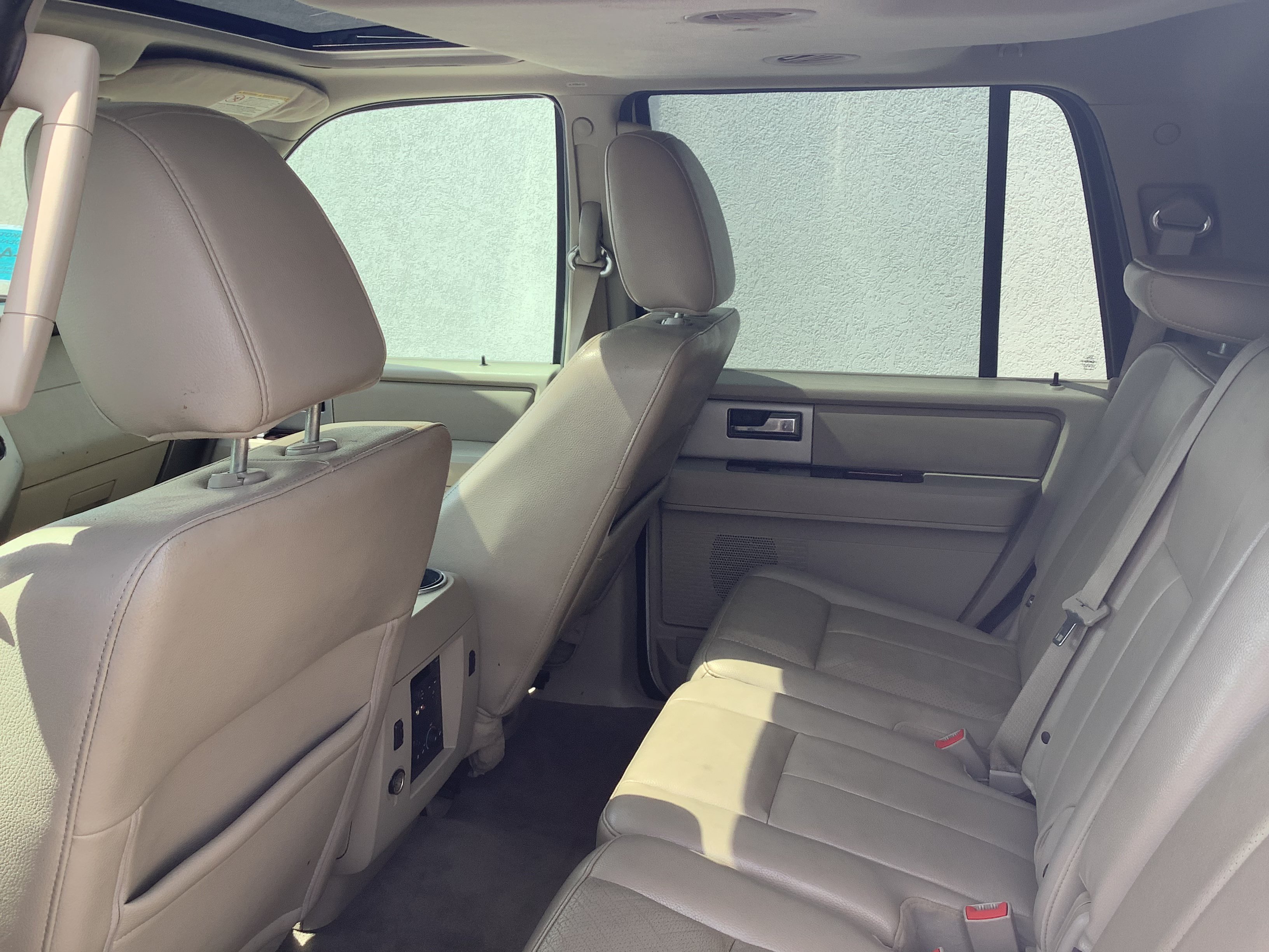 Used 2010 Ford Expedition Limited AWD/4WD image 8
