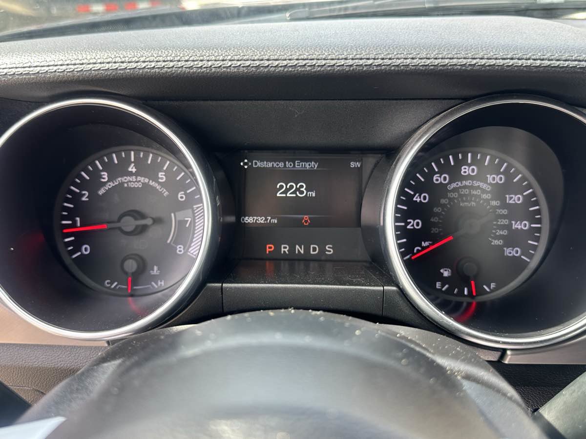 Used 2019 Ford Mustang Premium RWD image 17