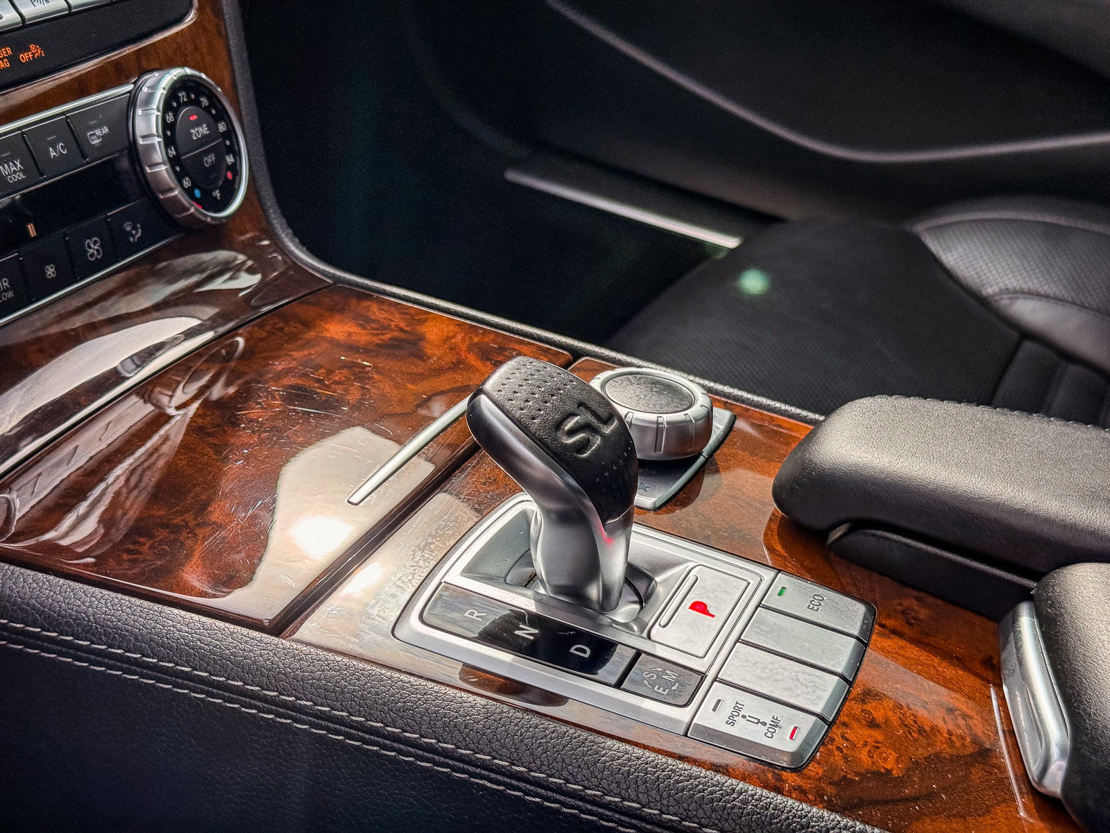 Used 2013 Mercedes-Benz SL 550 image 21