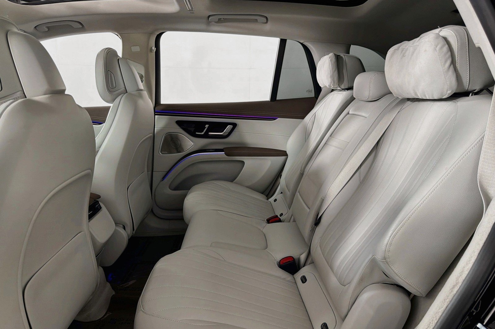 Certified 2023 Mercedes-Benz EQS 580 4MATIC SUV image 8