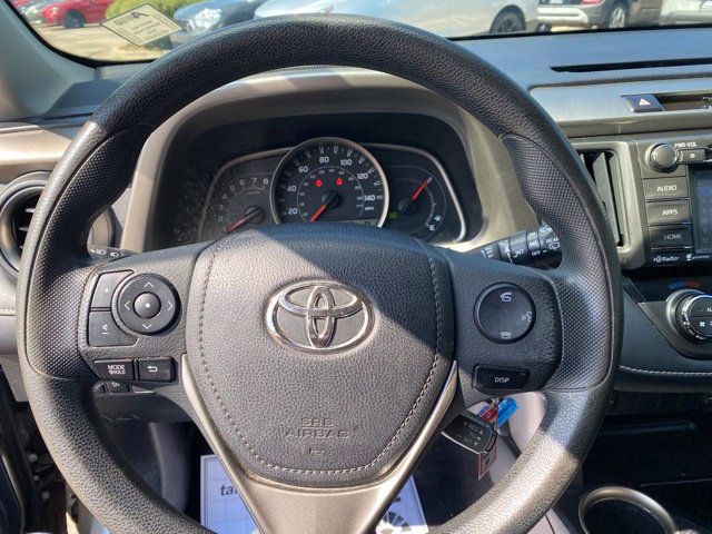 Used 2014 Toyota RAV4 XLE FWD image 9